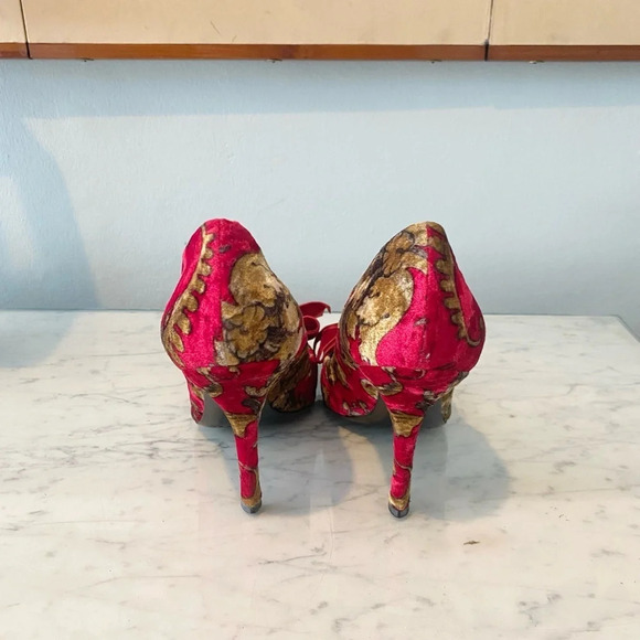 Casadei Velvet Bow Printed Heels Size 8.5 EUC - Picture 3 of 4